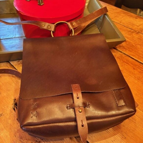 Embrazio Revival Small Handmade Leather Backpack - Coffee - Picture 10 of 10